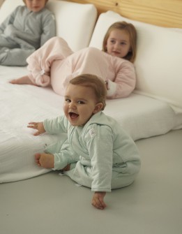 pijama manta de invierno mint dots-Petite Marmotte