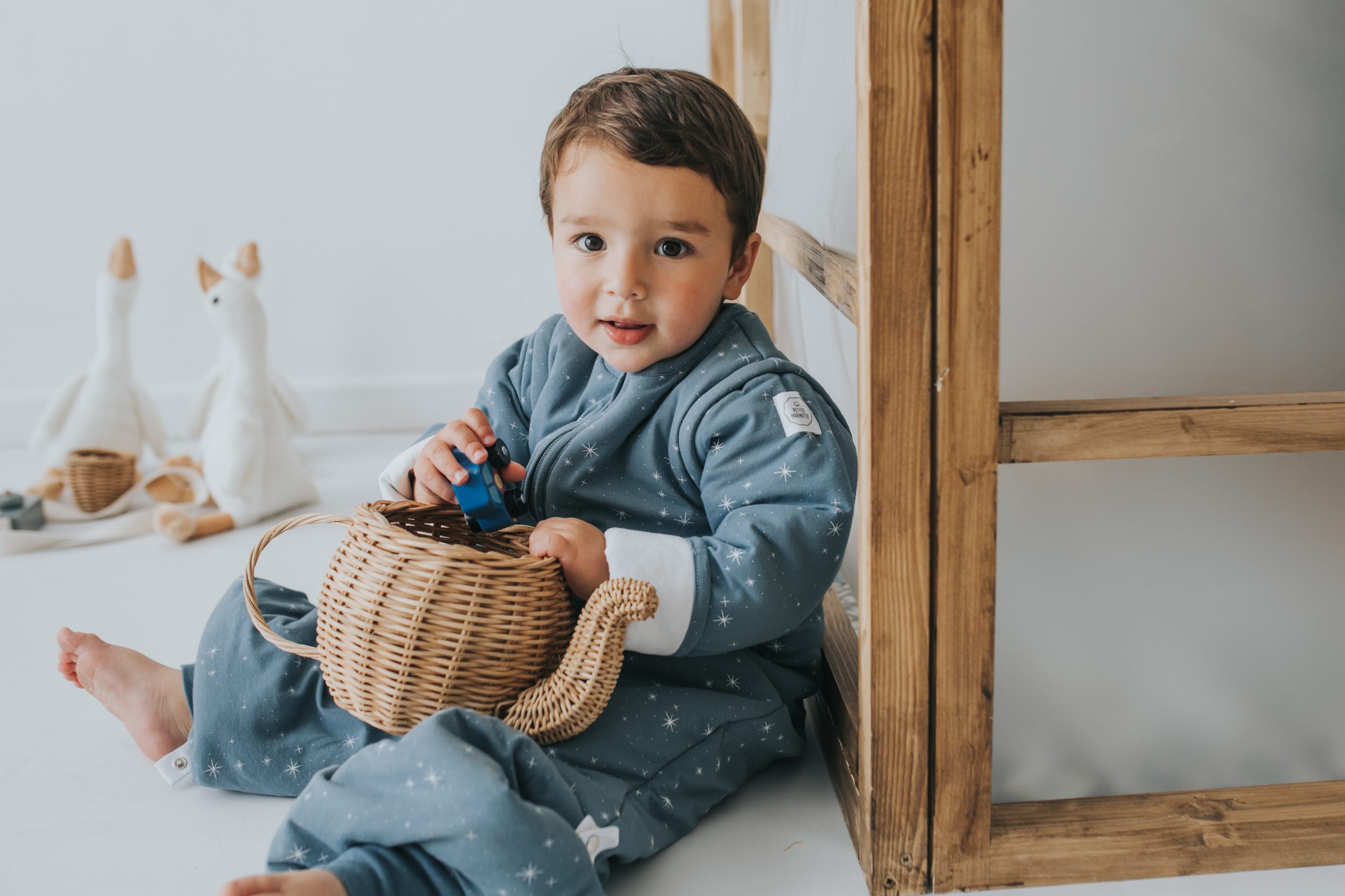 Rebajas en ropa de bebé niño (6 meses a 8 años)